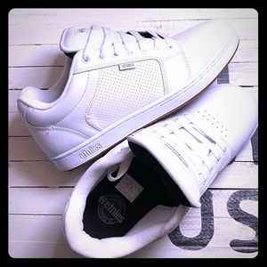 Etnies Skate Shoes White. Men’s Size 10.5. Rad